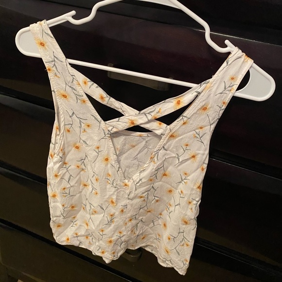 Forever 21 Tops - Flower Crop Top